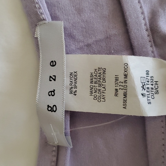 NWT lilac top. Small - Picture 7 of 9